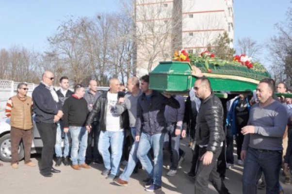 Dosar penal de profanare de cadavre în cazul rudelor lui Săceanu